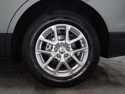2024 Chevrolet Equinox — photo 10 view