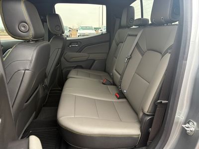 2025 Chevrolet Colorado - Photo 18