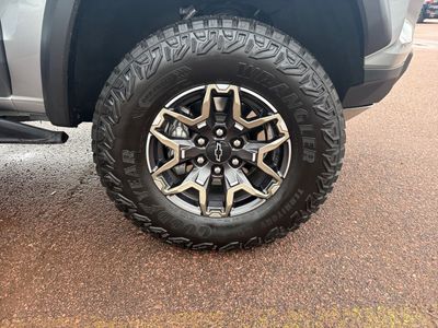 2025 Chevrolet Colorado - Photo 16