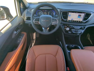 2026 Chrysler Pacifica - Photo 21