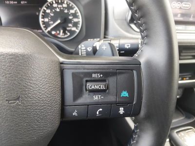2025 Nissan Rogue - Photo 12