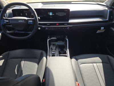 2026 Kia Sorento — photo 12 view