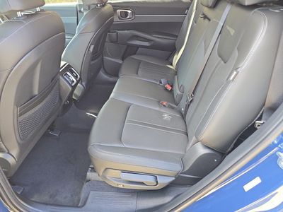 2026 Kia Sorento — photo 16 view