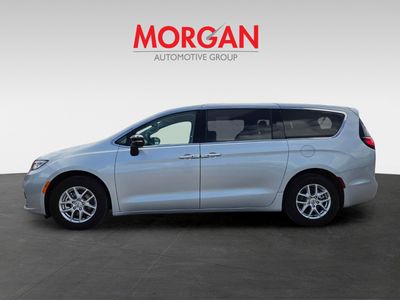 2024 Chrysler Pacifica - Photo 6