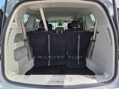 2024 Chrysler Pacifica - Photo 16