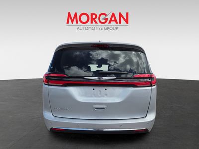 2024 Chrysler Pacifica - Photo 4