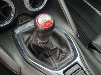 2024 Chevrolet Camaro — photo 30 view