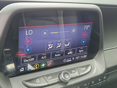 2024 Chevrolet Camaro — photo 28 view