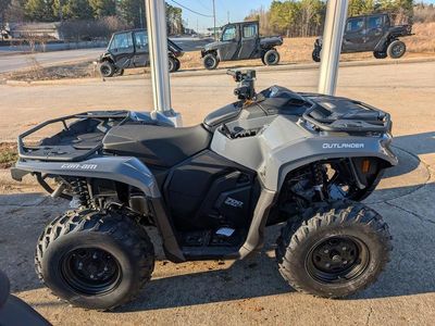 2026 Can-Am Outlander 700 - Photo 1