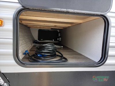 2026 Coachmen Catalina Summit Series 8 — interior view