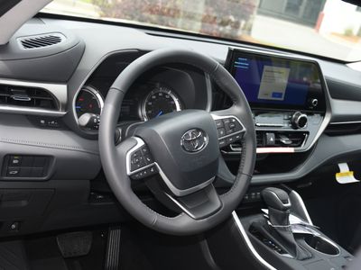 2026 Toyota Highlander Hybrid — interior view