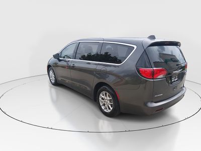2023 Chrysler Voyager - Photo 5
