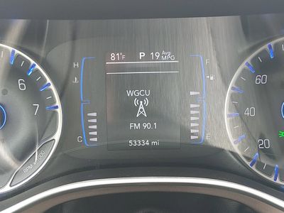 2023 Chrysler Voyager - Photo 14