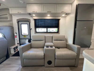 2027 Entegra ODYSSEY — photo 14 view