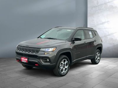 2022 Jeep Compass — front three-quarter view