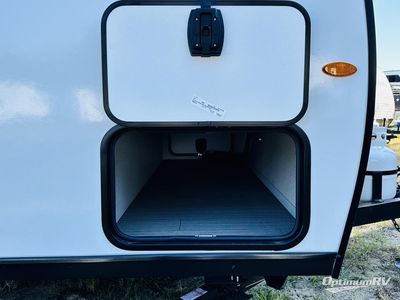 2025 Venture RV Sonic Lite — photo 17 view