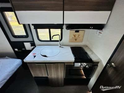 2025 Venture RV Sonic Lite — photo 11 view