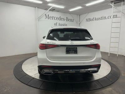2026 Mercedes-Benz GLC — photo 38 view