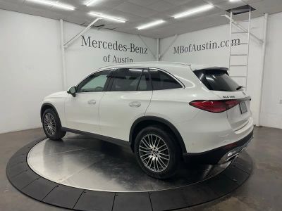 2026 Mercedes-Benz GLC — photo 37 view