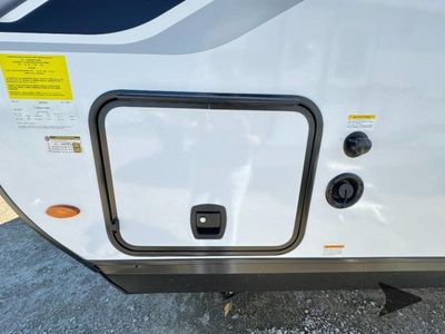 2026 Jayco Jay Feather — photo 10 view