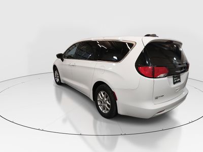 2024 Chrysler Voyager - Photo 5