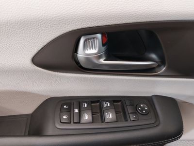 2024 Chrysler Voyager - Photo 19