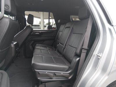 2025 Chevrolet Tahoe — photo 16 view