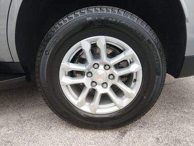 2025 Chevrolet Tahoe — photo 13 view