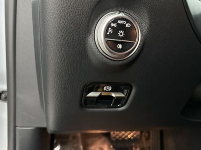 2026 Mercedes-Benz C-Class - Photo 17