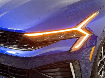 2025 Kia K5 - Photo 9
