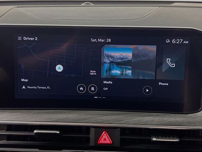 2025 Kia K5 - Photo 24