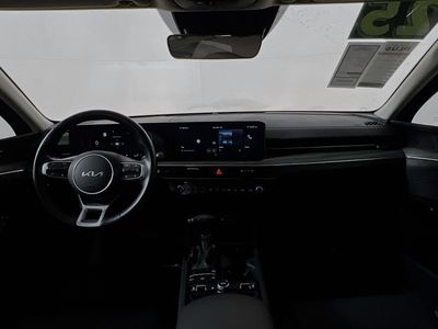 2025 Kia K5 - Photo 27