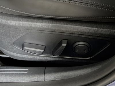 2025 Kia K5 - Photo 13