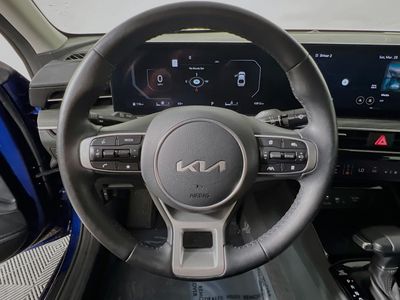 2025 Kia K5 - Photo 15
