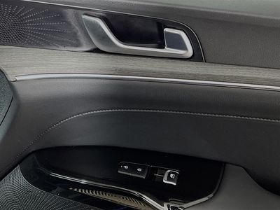 2025 Kia K5 - Photo 29