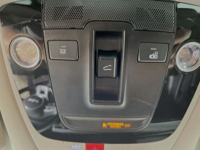 2025 Kia K5 - Photo 18