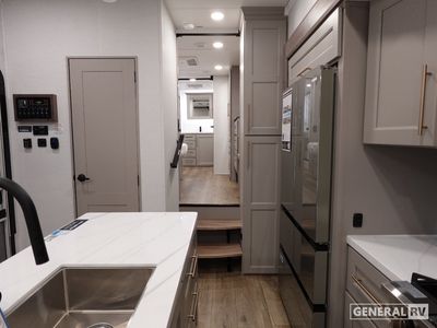 2026 Alliance RV Paradigm — detail view