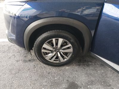 2025 Nissan Pathfinder — photo 10 view