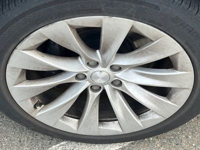 2019 Tesla Model X - Photo 11