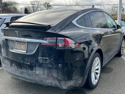 2019 Tesla Model X - Photo 2