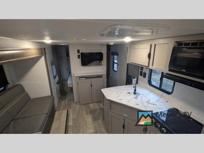 2025 Coachmen Clipper 6K Series — photo 11 view