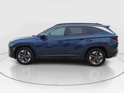 2025 Hyundai Tucson — interior view