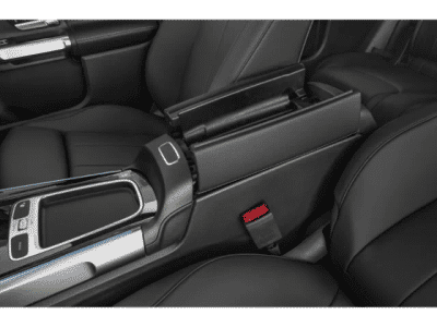 2026 Mercedes-Benz GLB — photo 14 view