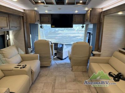 2026 Tiffin Motorhomes Phaeton — photo 12 view