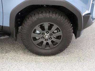 2026 Toyota Land Cruiser 4WD — detail view