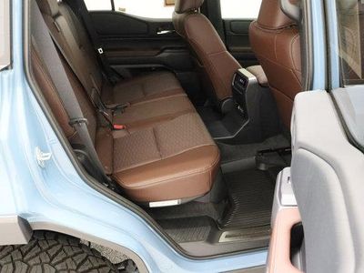 2026 Toyota Land Cruiser 4WD — photo 40 view