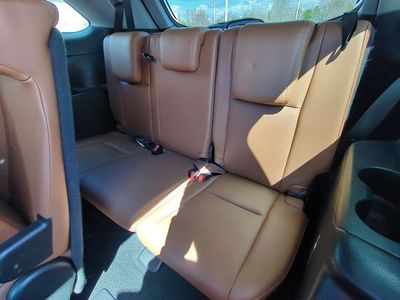 2018 Toyota Highlander — photo 18 view
