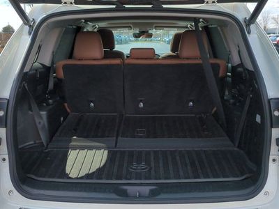 2018 Toyota Highlander — photo 19 view