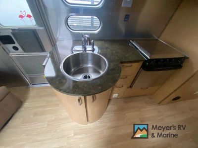 2016 Airstream Flying Cloud - Photo 9