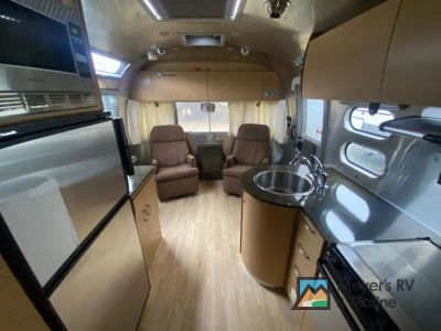 2016 Airstream Flying Cloud - Photo 7